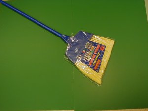 (image for) LARGE TILT BROOM